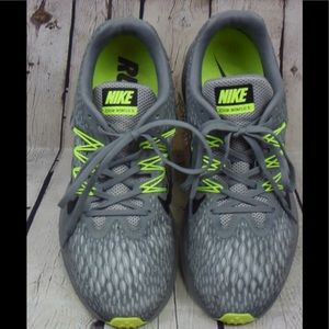 ❤️Nike Zoom Winflo 5 Men’s size 8.5  👟